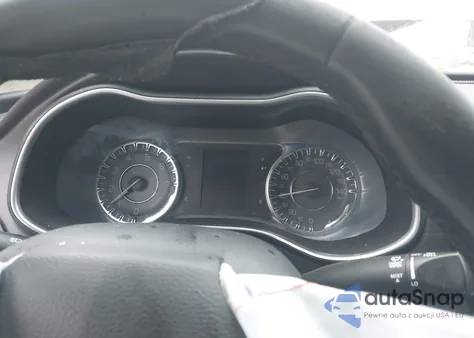 2015 Chrysler 200 Limited from USA, damaged, VIN 1C3CCCAB5FN621398